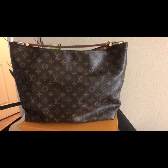 Louis Vuitton sully ❤️❤️sold - Picture 2 of 16